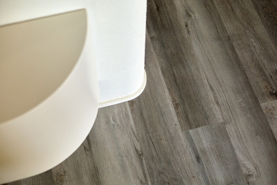 Кварцевый ламинат Home Expert Натуральный Дуб Горный ручей 1211/68W906